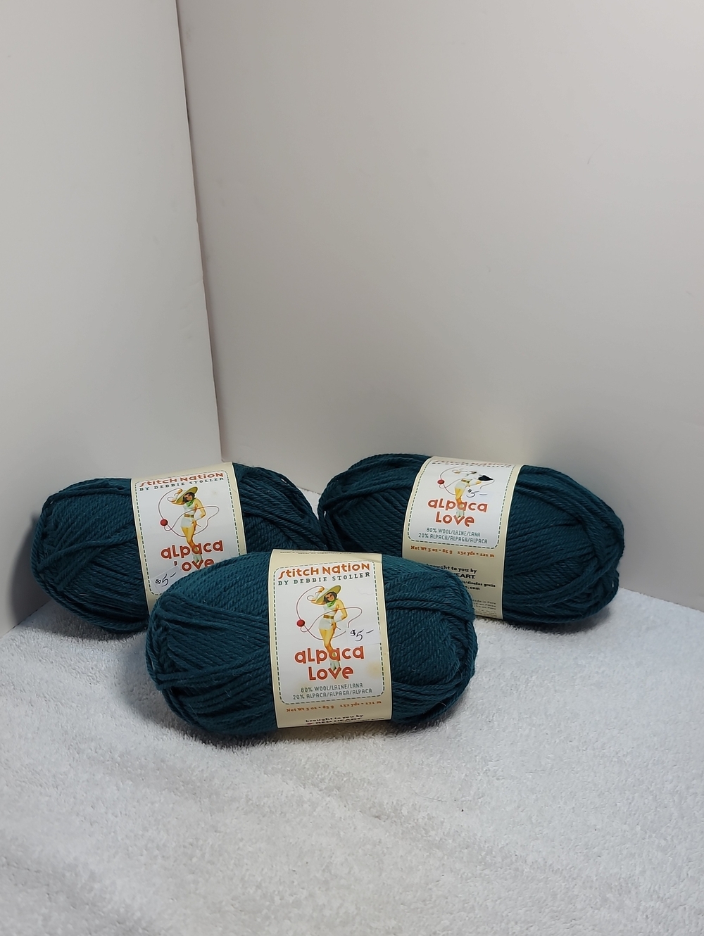 Alpaca Love Teal Yarn  - 2m3 Balls NWT